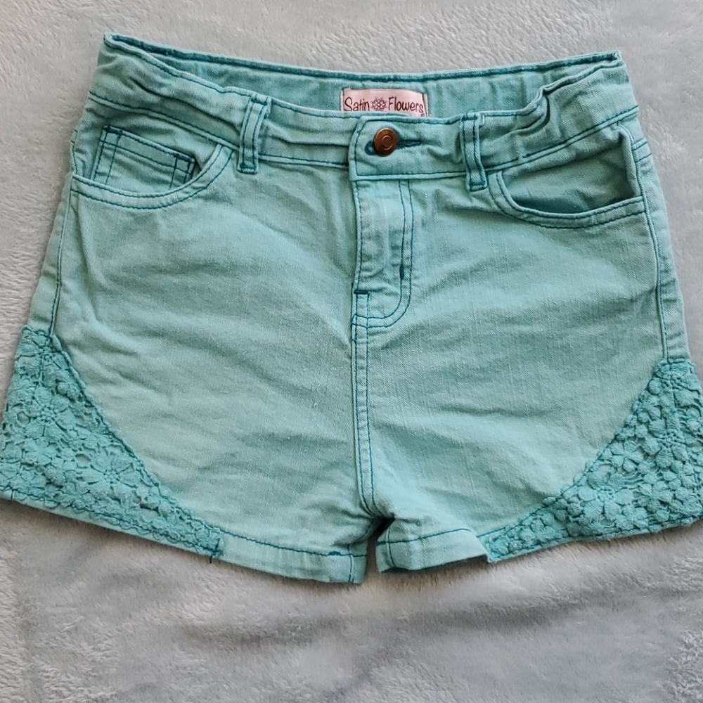 New and Gently used kids clothing